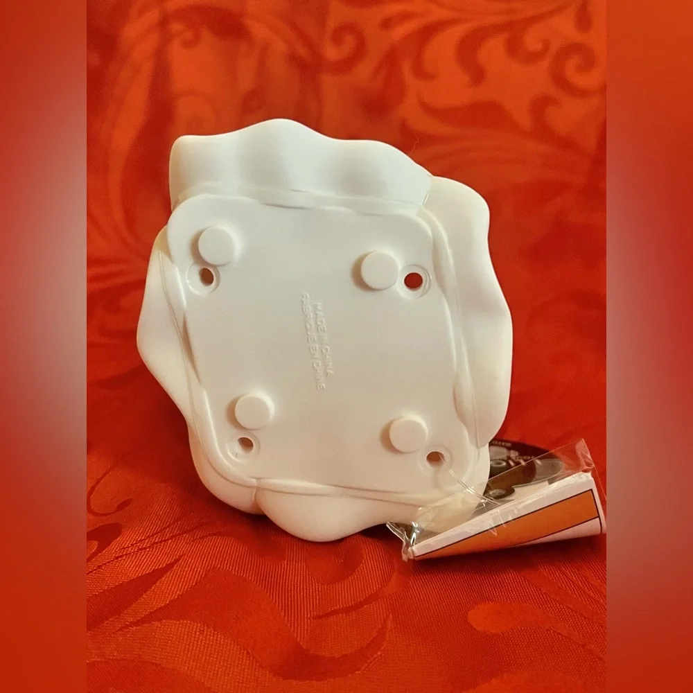 NEW Bath & Body Works Light Up Ghost - Picture 8 of 10